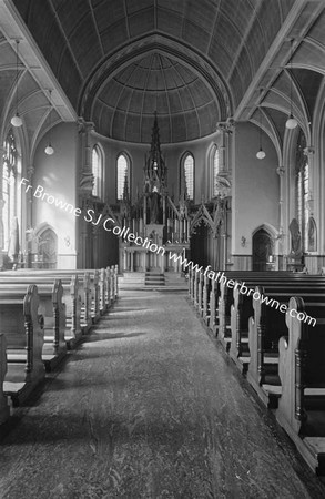 UNIVERSITY HALL CHAPEL